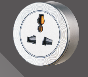 Universal Socket 13A
